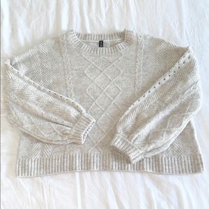 H&M | OVERSIZED CROP SWEATER